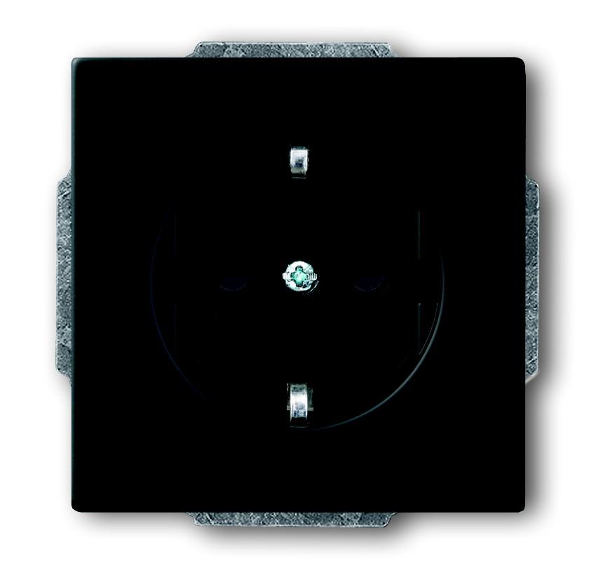 артикул 2CKA002013A5333 название Розетка 1-ая электрическая , с заземлением со шторками, цвет Черный бархат, ABB Solo/Future